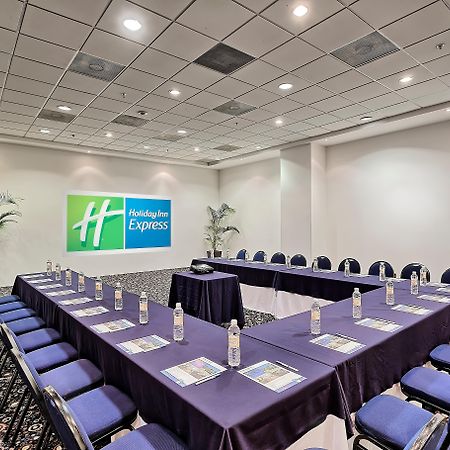 Holiday Inn Express Villahermosa By Ihg Esterno foto