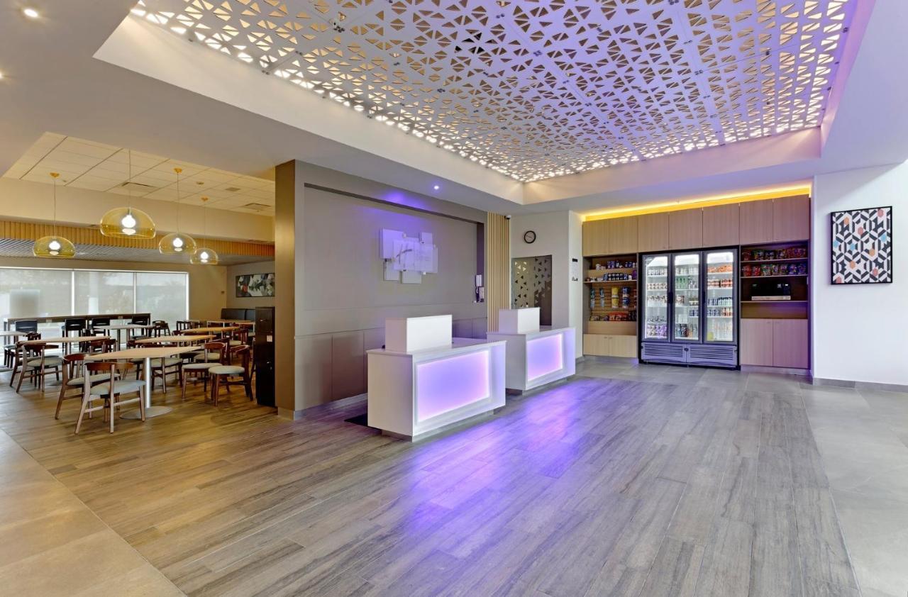 Holiday Inn Express Villahermosa By Ihg Esterno foto