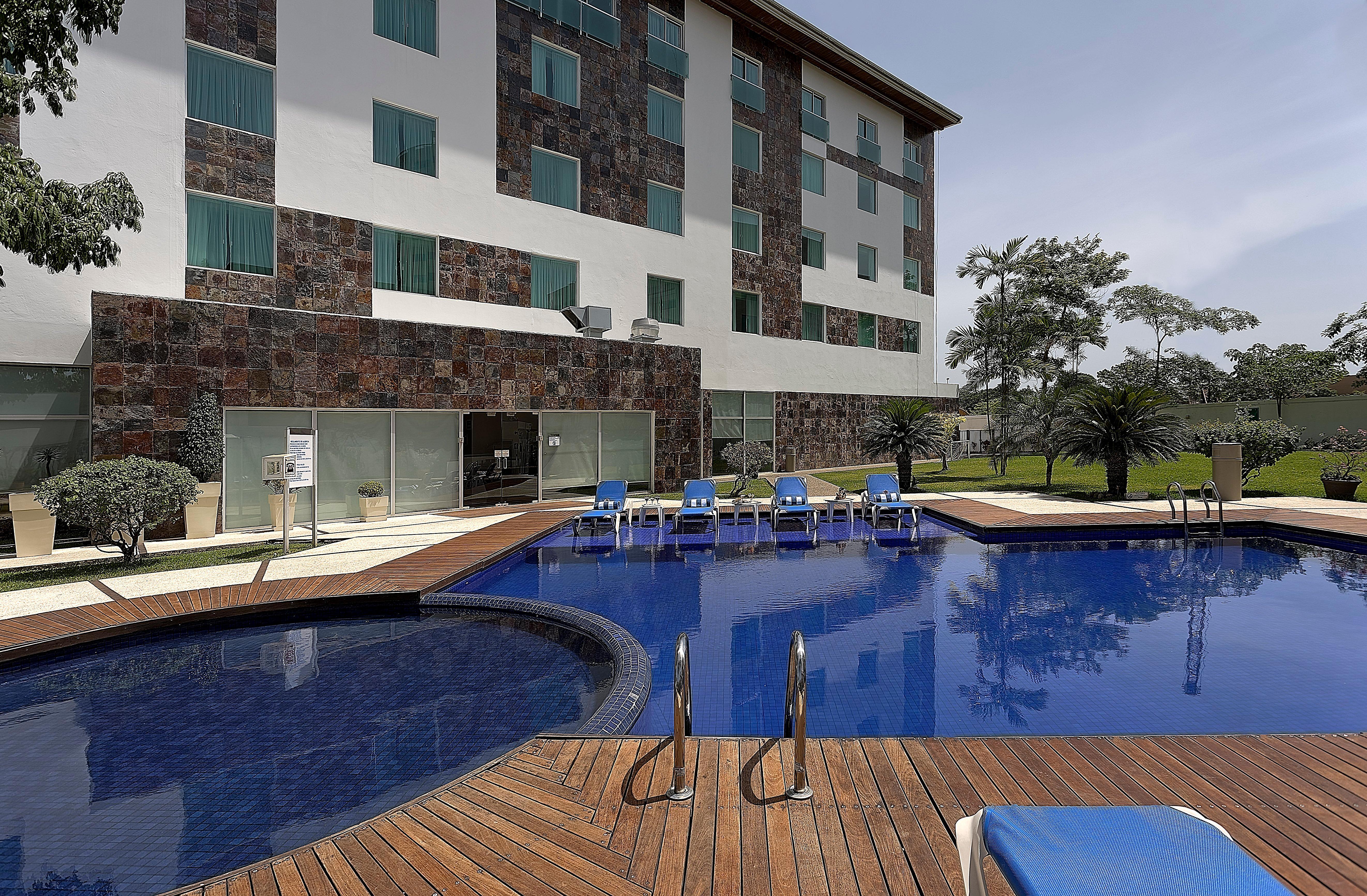 Holiday Inn Express Villahermosa By Ihg Esterno foto