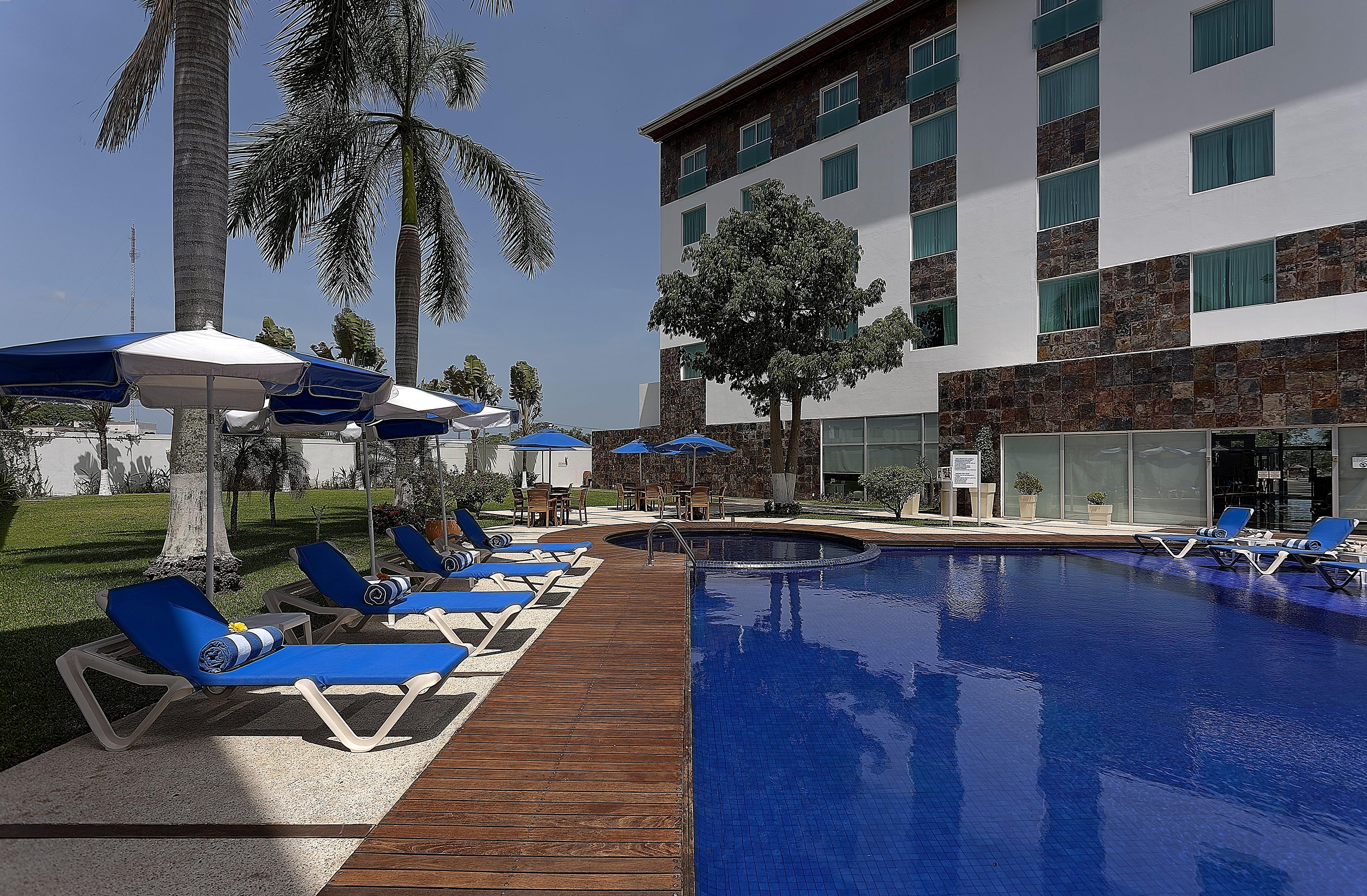 Holiday Inn Express Villahermosa By Ihg Esterno foto