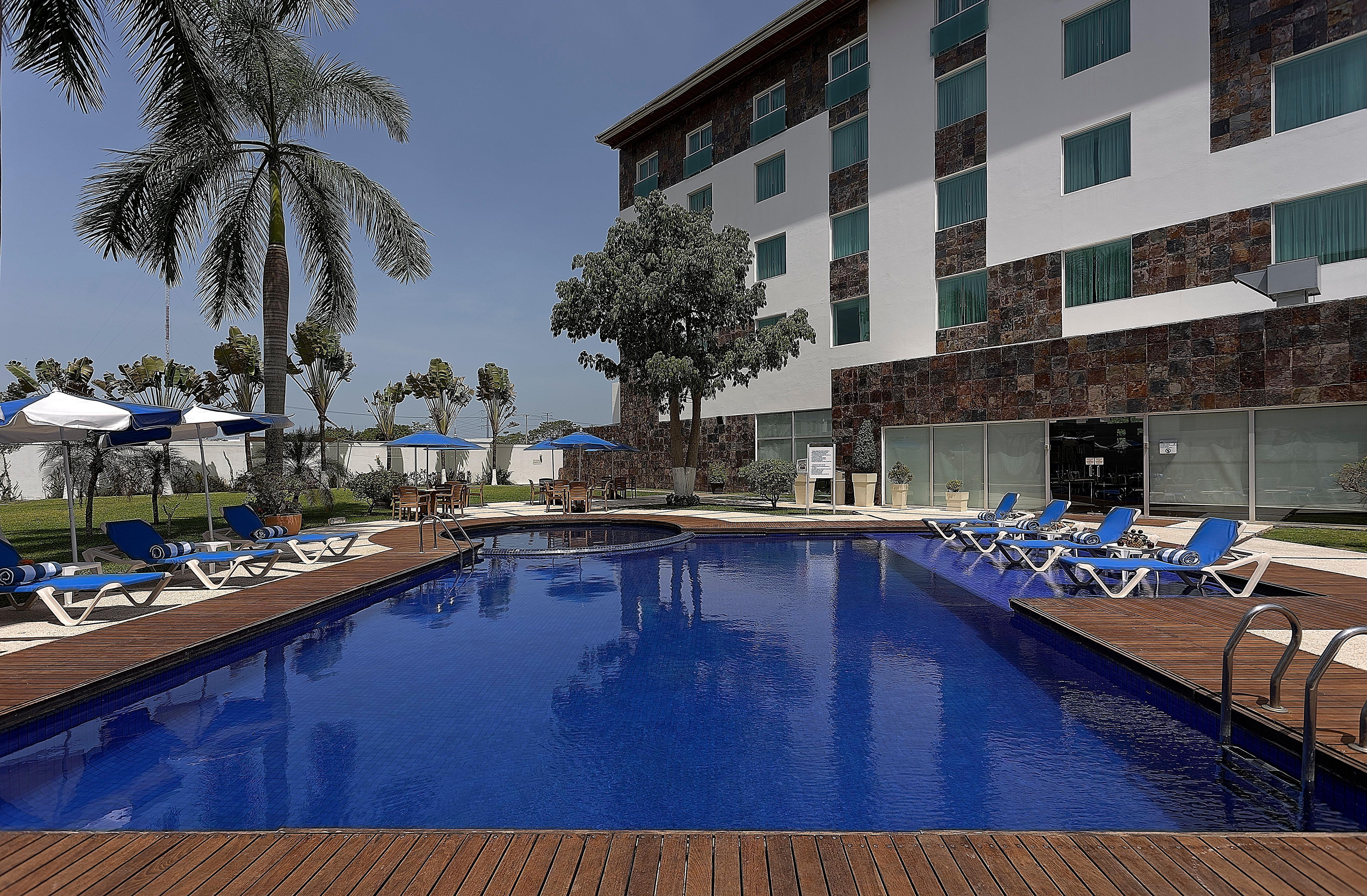 Holiday Inn Express Villahermosa By Ihg Esterno foto