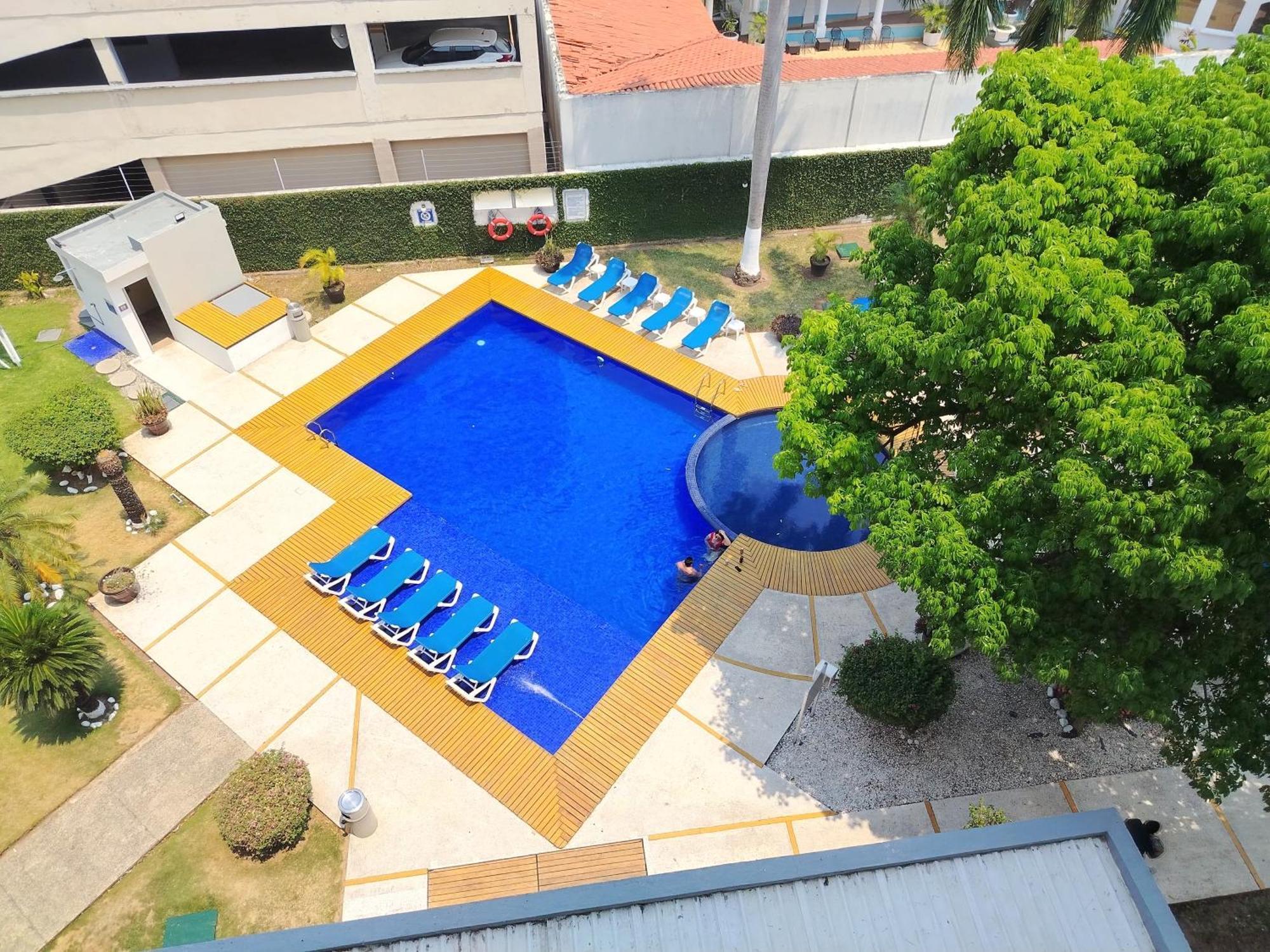 Holiday Inn Express Villahermosa By Ihg Esterno foto